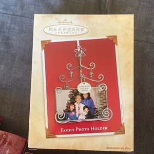 2002 Family Photo Holder ornament